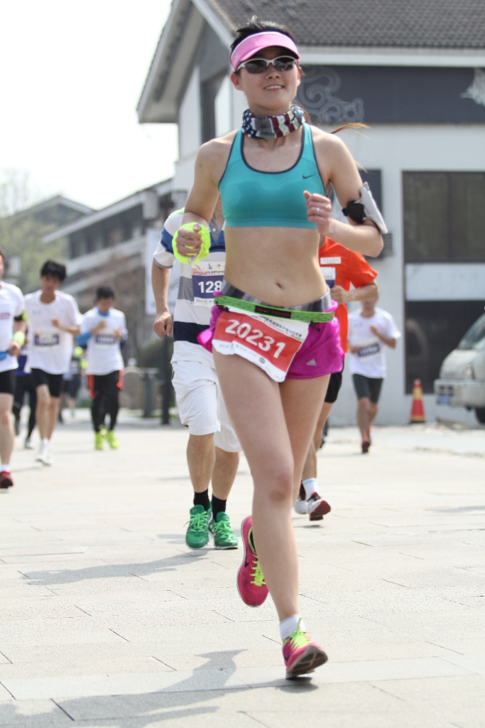 落花逐水去 红颜不复还---一个淡淡哀伤的苏马