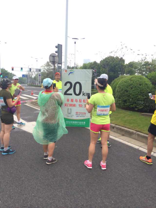 第二个半马之人在画中跑-锡马