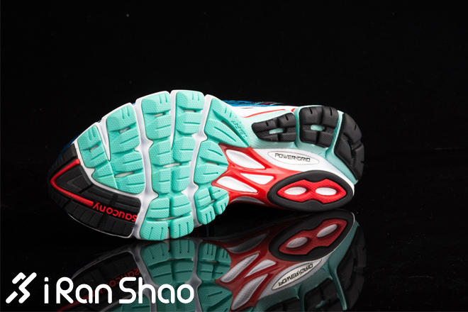 Saucony Triumph11 大底