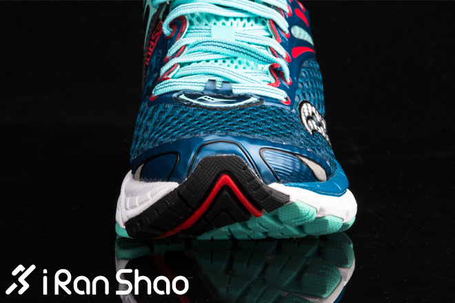 Saucony Triumph 11鞋头