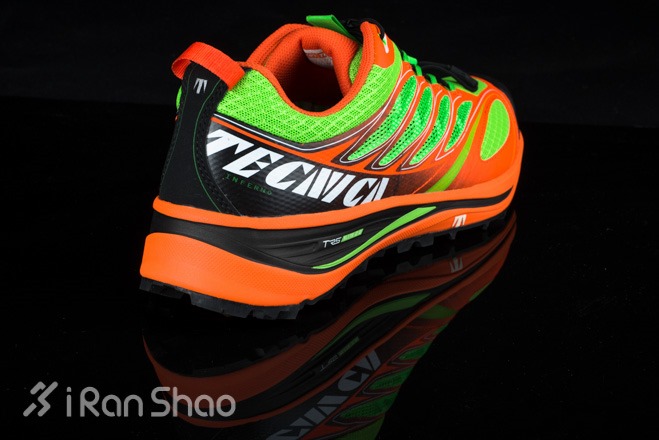 泰尼卡INFERNO 闪电 XLITE 2.0 开箱介绍