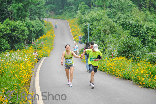 跑在重庆—青山绿水秀山城
