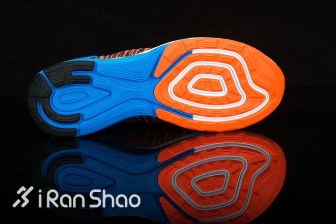 轻舞云飞扬—Nike Lunarglide 6开箱评测