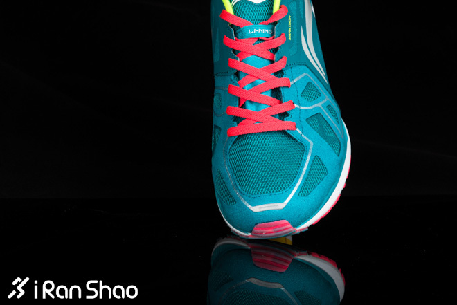 混血快马—李宁“云马”马拉松竞技跑鞋开箱
