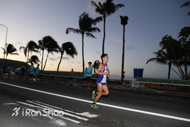 火舞艳阳—不同凡响的檀香山马拉松