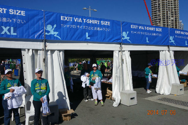 跑拍澳洲金岸马，反思中国马拉松