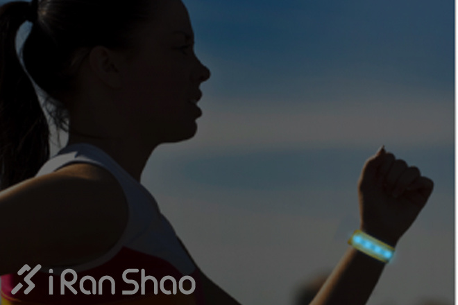 越夜越炫—夏季夜跑安全装备推荐