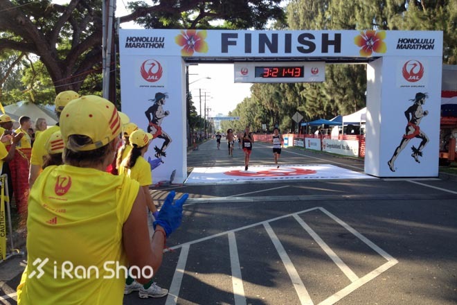 火舞艳阳—不同凡响的檀香山马拉松