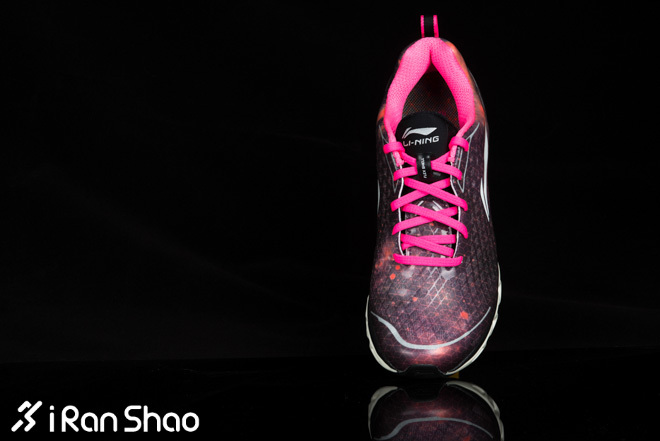 邂逅星空—李宁弧四代慢跑鞋开箱