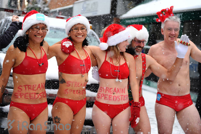 做一个善良的圣诞老人—世界各地的圣诞老人跑