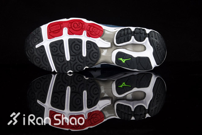 “全民跑鞋”的新篇章—Mizuno美津浓Wave Rider 17开箱评测