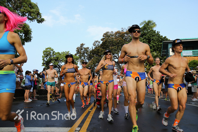 猛男猛女露底了—Kona铁三内衣跑