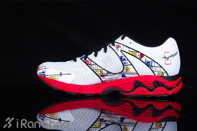 把跑步当成对生活的奖励—美津浓Mizuno Inspire 10支撑跑鞋开箱评测