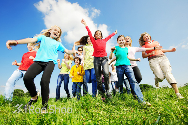 过度训练须避免，健康运动伴童年