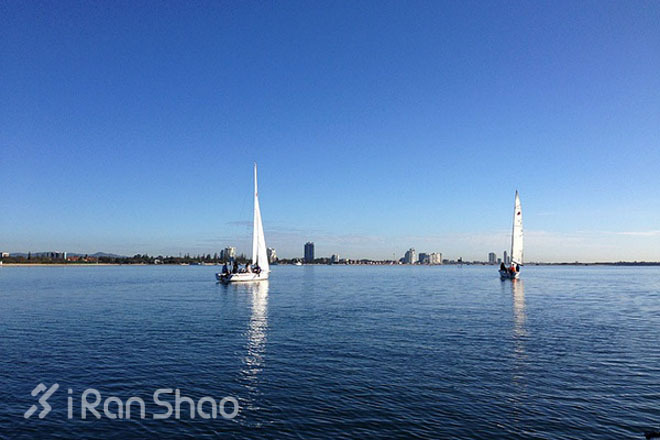 杨帆出海 — 徜徉在黄金海岸