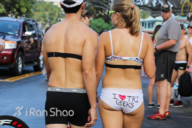 猛男猛女露底了—Kona铁三内衣跑