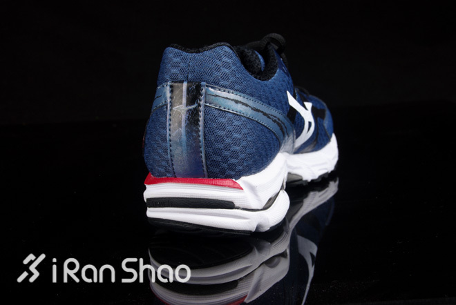 “全民跑鞋”的新篇章—Mizuno美津浓Wave Rider 17开箱评测