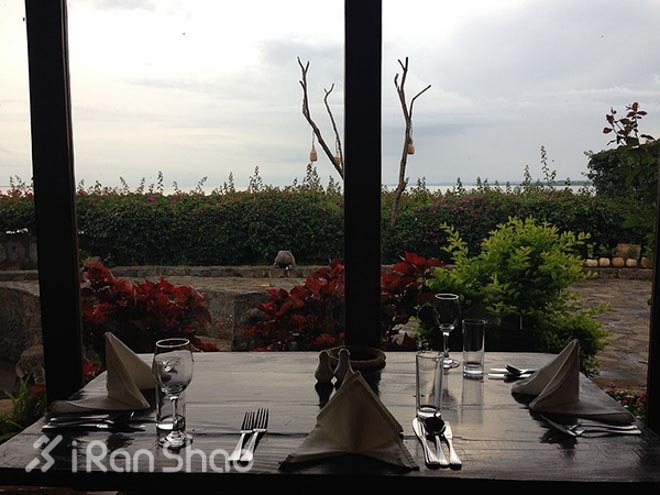 与黑人选手同场训练——非洲跑步记