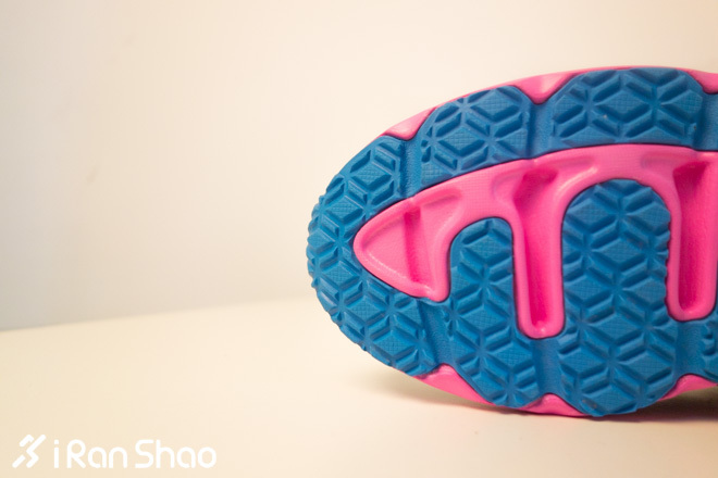 低调而不低端—Mizuno Prima Vivo慢跑鞋开箱