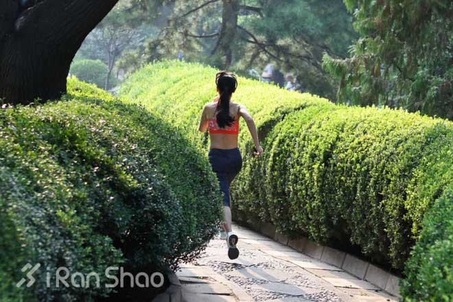 没有什么比跑步更正经的事情—Leann