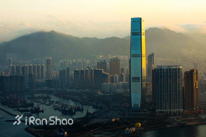 跑上云端，挑战垂直马拉松制高点