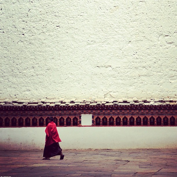 环球跑RunToWorld：奔跑在喜马拉雅山脉，2015第2届不丹马拉松定制团招募