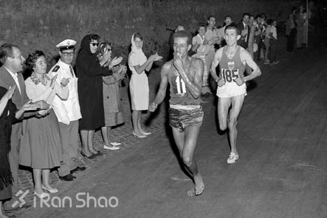 光脚不怕穿鞋的？—马拉松世界纪录那点事儿