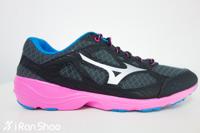 低调而不低端—Mizuno Prima Vivo慢跑鞋开箱