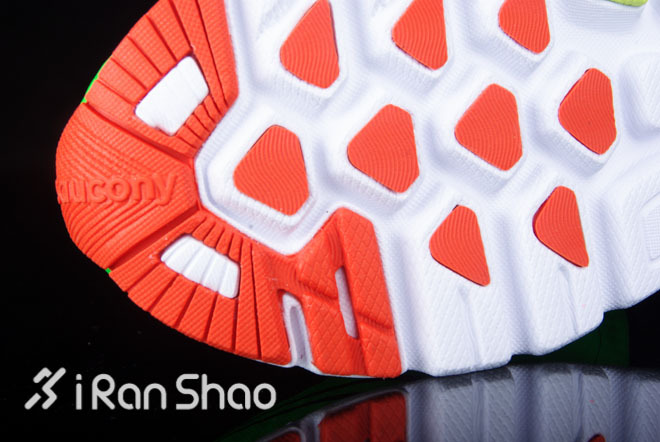 分秒必争—圣康尼Saucony Kinvara 5轻量跑鞋开箱