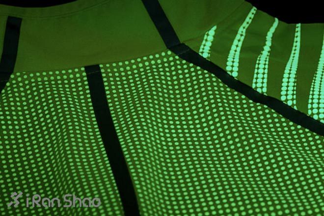 让夜跑发光—NewBalance Glow夜跑系列