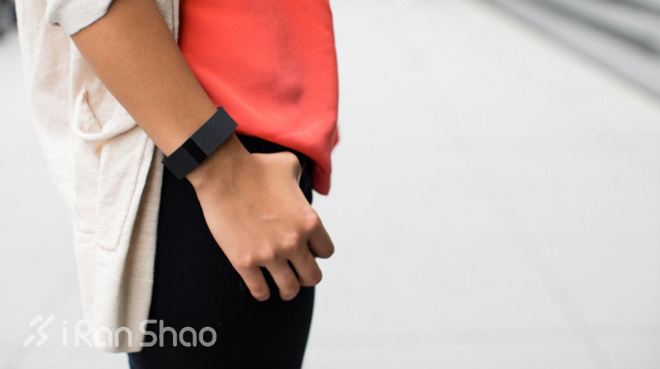 不带苹果一样玩 Fitbit 新款手环手表上市