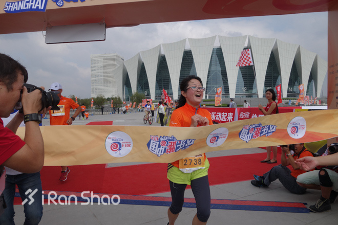 劲风吹浮云，暖阳润笑脸——2014年欢乐跑中国上海站圆满落幕