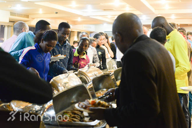 跑马多年，这是最接近冠军的一刻——上马赛前运动员联欢会掠影