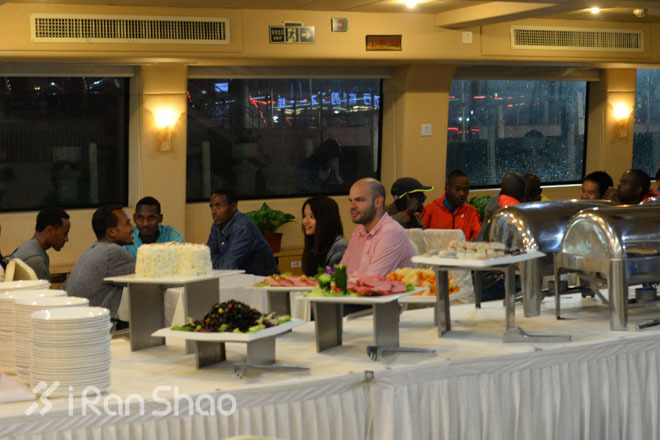 跑马多年，这是最接近冠军的一刻——上马赛前运动员联欢会掠影