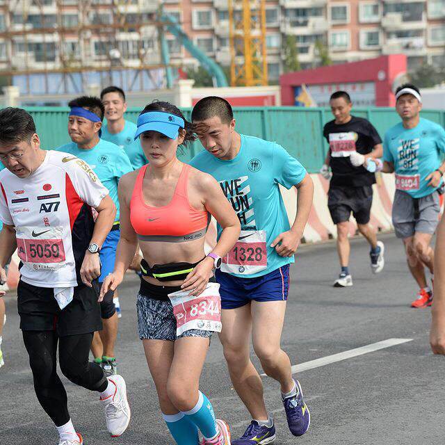 飞一般的上马，我们一起的42195