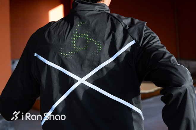 ​什么样的跑步风衣能让你舍得离开冬日里温暖的被窝