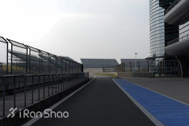 与 F1 车神同场竞技—史上最豪华的迎新跑