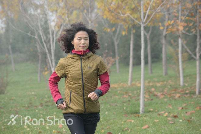 平凡的英雄——爱跑步的乐乐，人到中年知足常乐