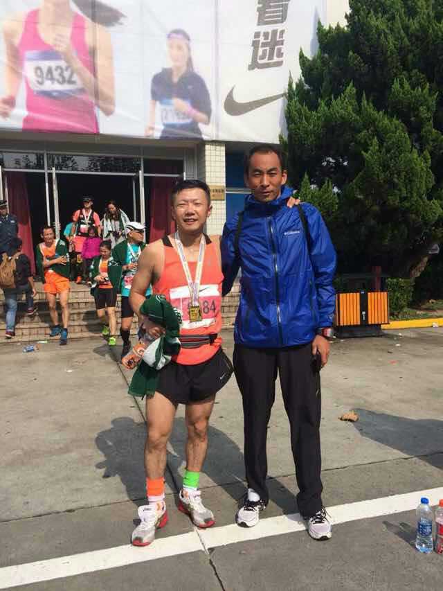 ​2小时34分，完美PB上海马拉松