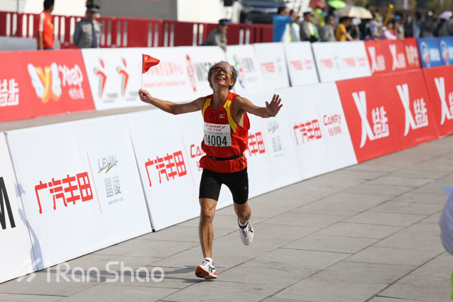 广马众生相 — 美女英雄轮番上阵，热情无限引燃赛场