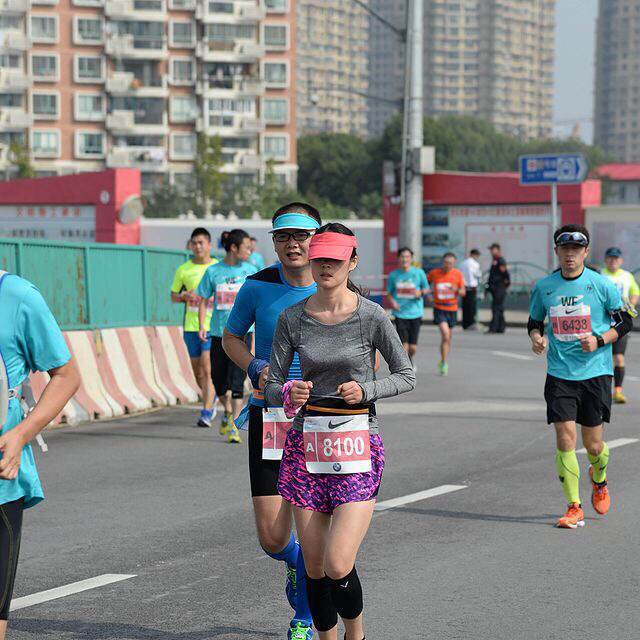 飞一般的上马，我们一起的42195