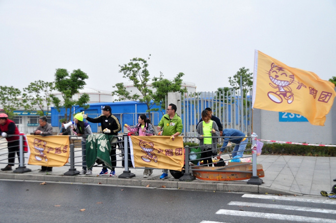 反高潮——志愿者的一天