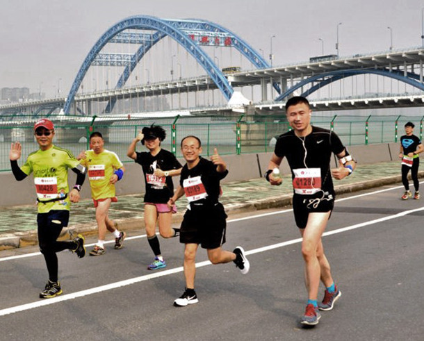 ​世界上从来都不会有两个配速一模一样的人——记我的首个半程马拉松