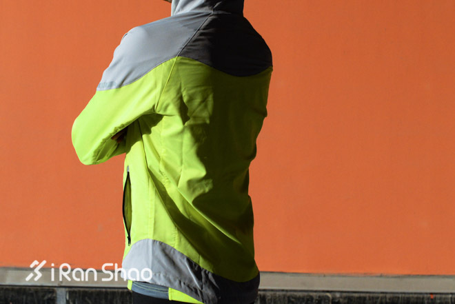 ​在冬季，放韧跑—李宁秋冬跑步运动套装之进击之心试用评测