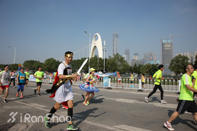 广马众生相 — 美女英雄轮番上阵，热情无限引燃赛场