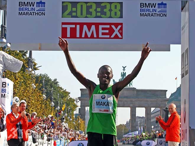 2014年，我们迎来了第一届和第六十八届福冈马拉松