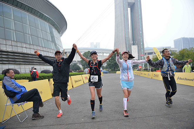 ​纵使跑得涕泪横流，也要把赞美献给大山