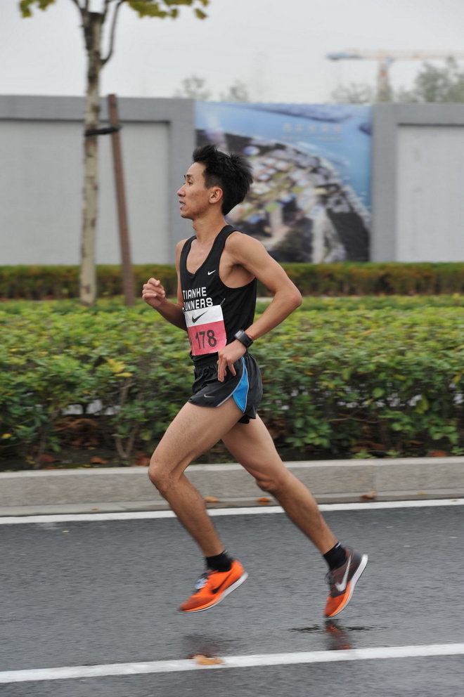 ​风雨中244的上马