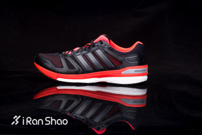被驯服的引路者—adidas阿迪达斯Supernova Sequence Boost跑鞋开箱评测