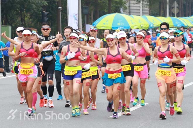 深圳放韧跑，马拉松“嘉年华”
